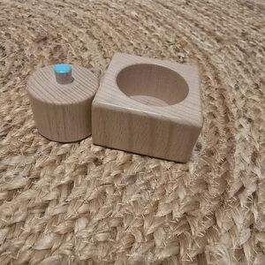 Lovevery pincher puzzle